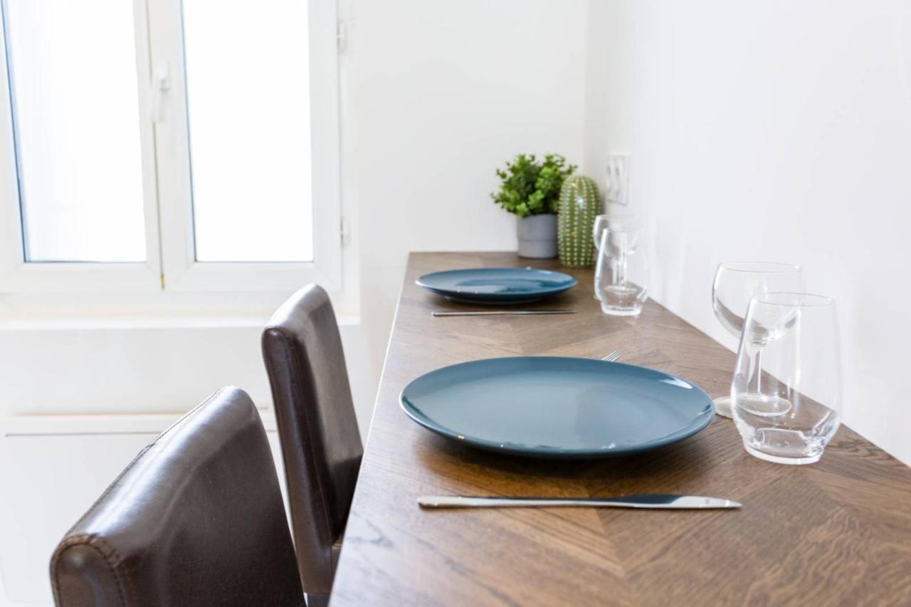 Maxbnb - Climatise - Grand Studio 37M2 & Terrasse 30M2 - Est Toulon Kültér fotó